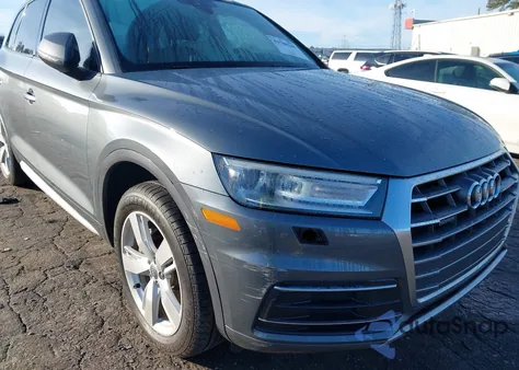 2018 Audi Q5 2.0T Premium/2.0T Tech Premium из США, поврежденный, VIN WA1ANAFY9J2013354